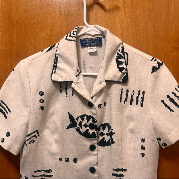 Vintage Willow Ridge Cropped Button Down - Picture 4 of 5